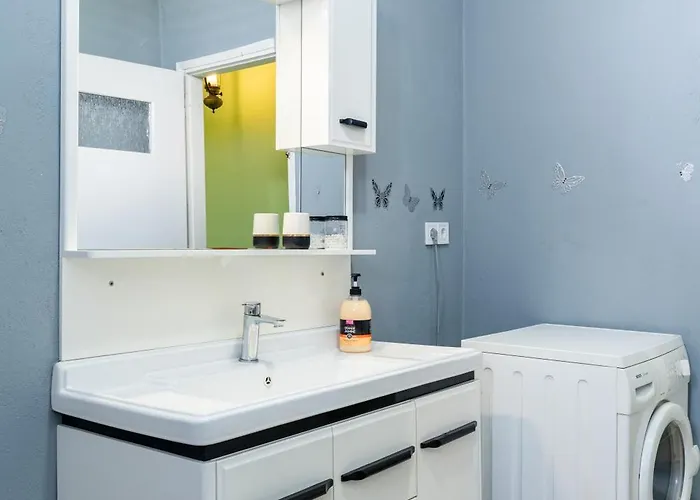 Elena's House * Polistilon